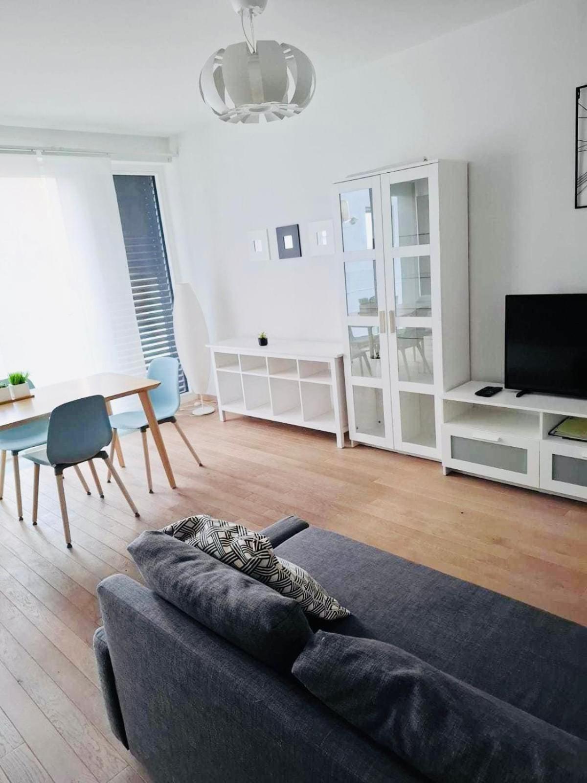 Apartment Bright And Welcoming 2 Bedrooms In Center *